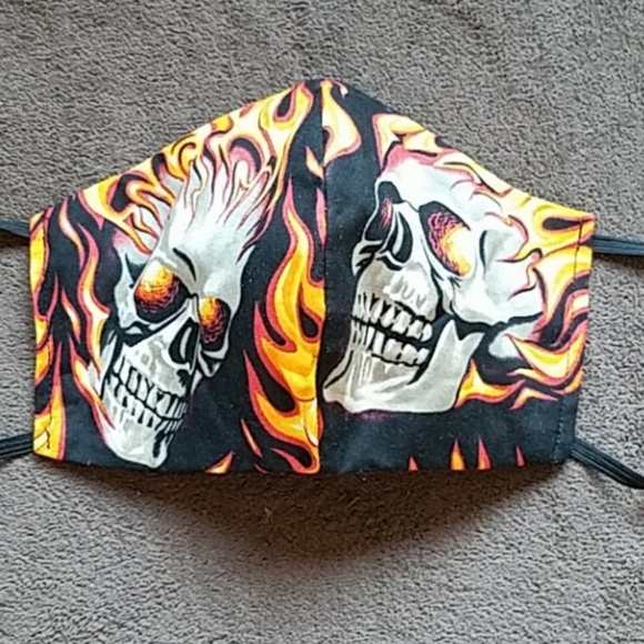Skull & Fire Face Mask - Picture 2 of 6
